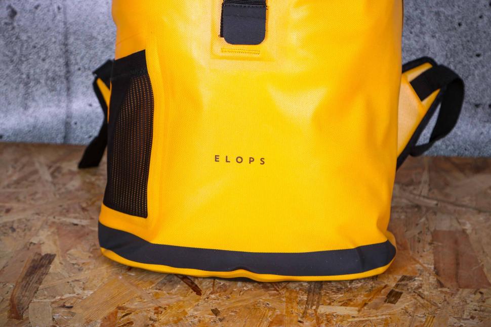 2023 ELOPS Cycling Backpack Speed 520 - base.jpg