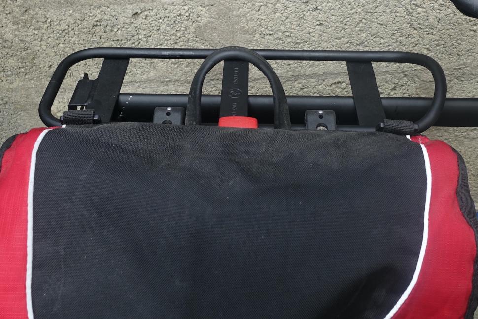 2023 ELOPS Seat Post Pannier Rack 500 altura pannier2.JPG