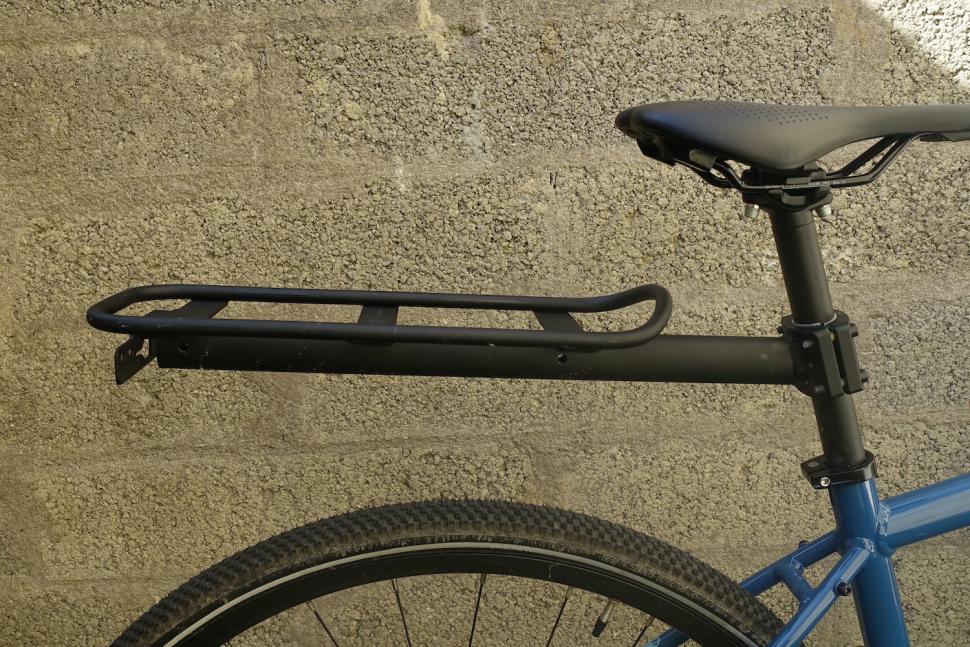 2023 ELOPS Seat Post Pannier Rack 500 no siderail 2.JPG