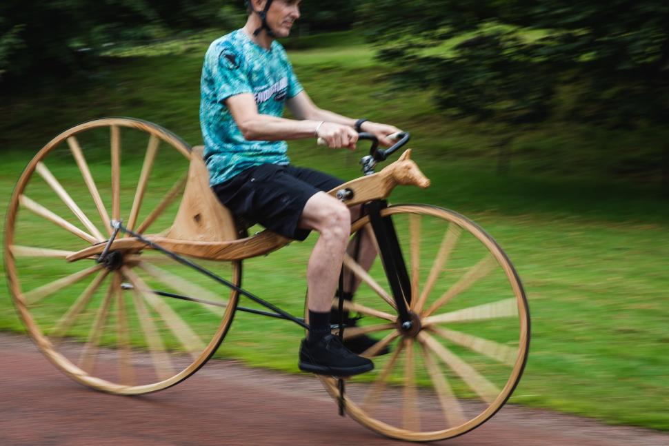 2023 Endura Kirkpatrick Macmillan bike - 2