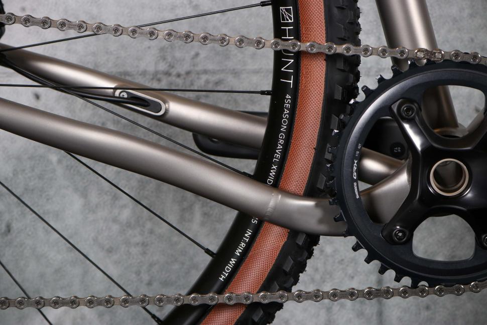 2023 Enigma Edge - dropped chainstay.jpg