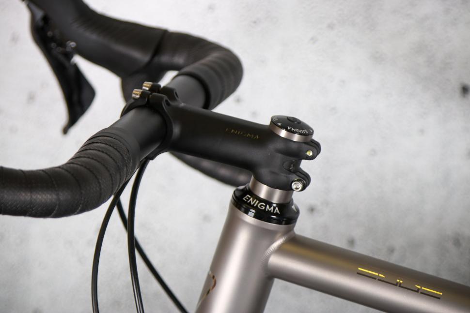 2023 Enigma Edge - stem.jpg