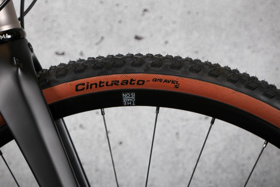 2023 Enigma Edge - tyre.jpg