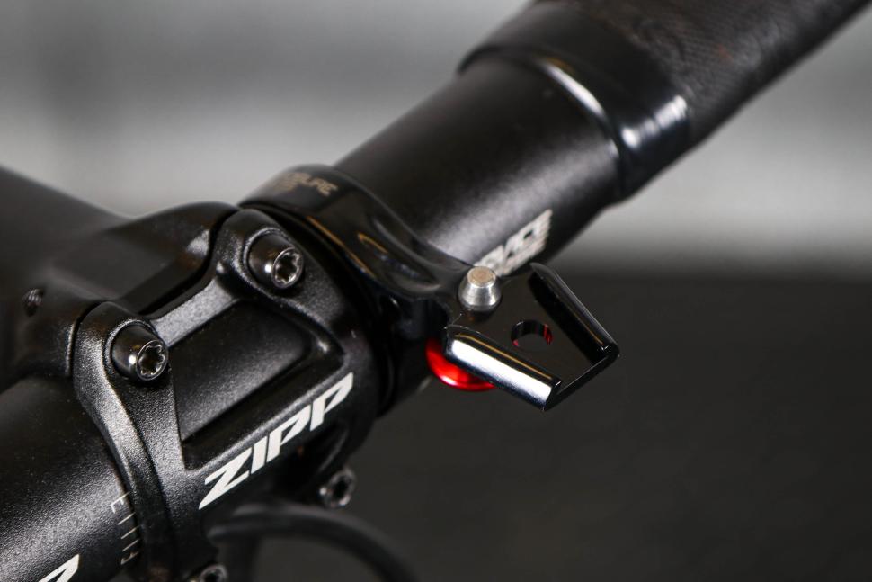 2023 Exposure Strada Mk12 Super Bright - mount 1.jpg