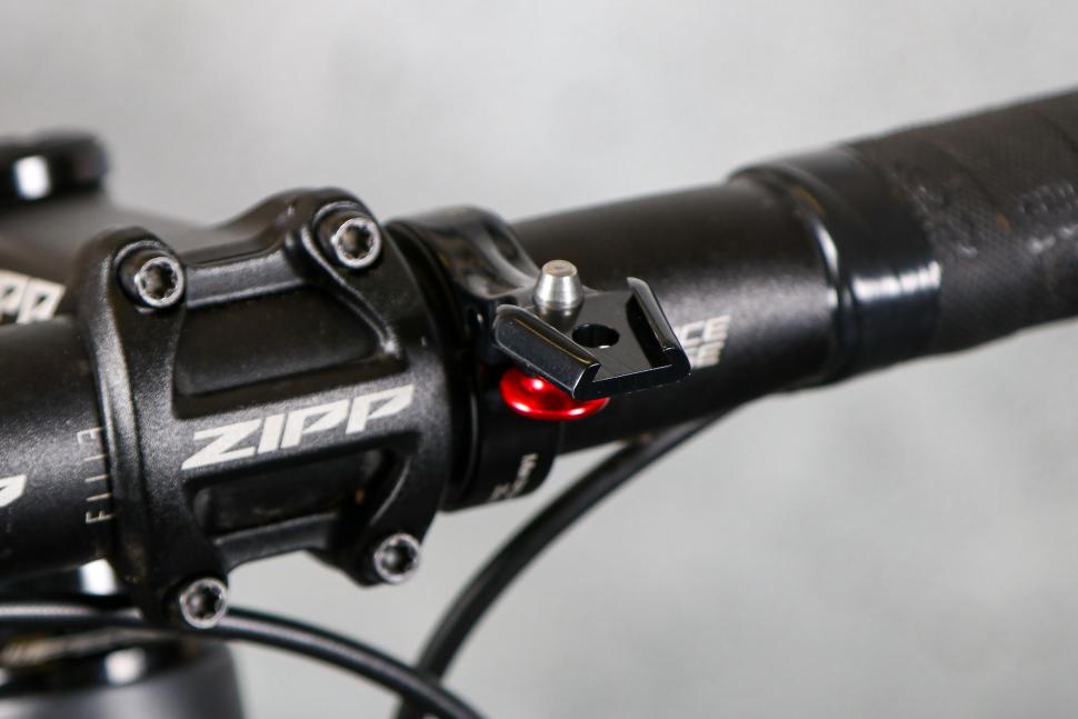 2023 Exposure Strada Mk12 Super Bright - mount 3.jpg