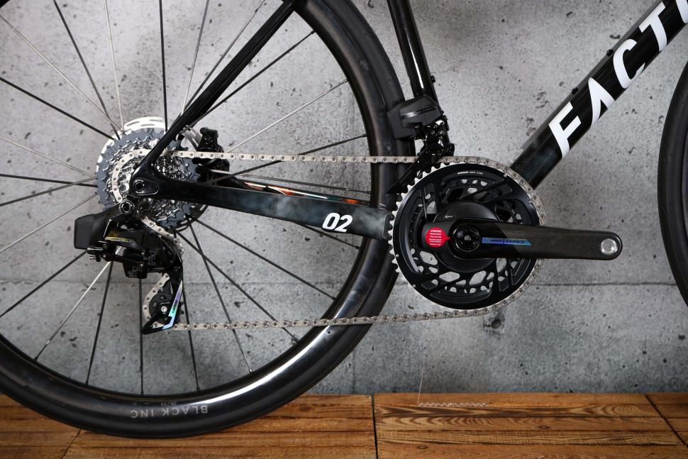 2023 Factor O2 VAM - drivetrain.jpg