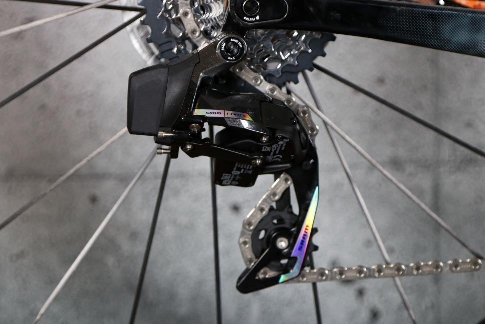 2023 Factor O2 VAM - rear mech.jpg