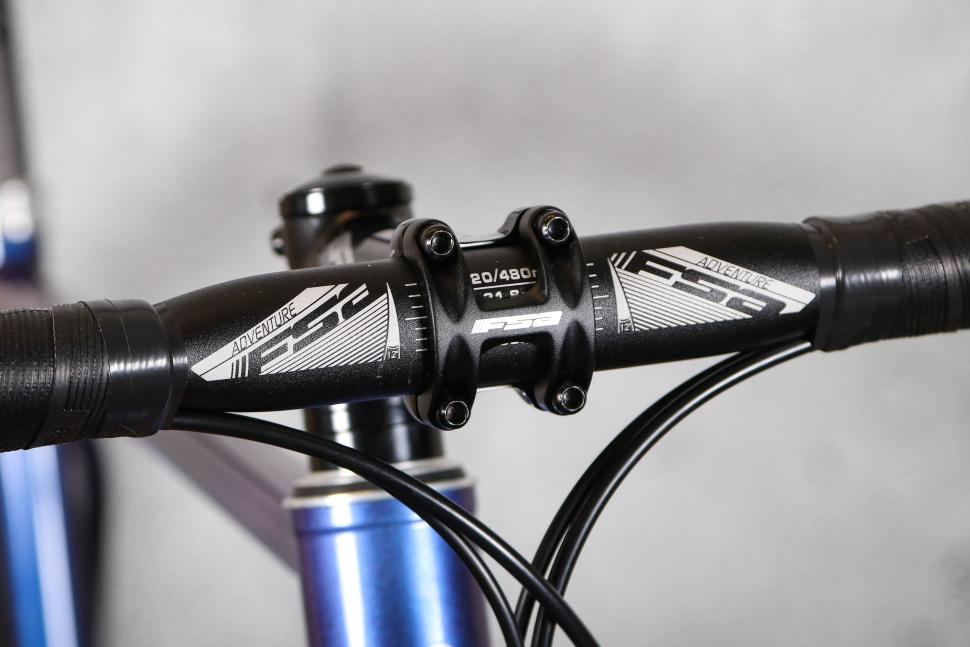 2023 Fairlight Secan 2.5 GRX - bars 2.jpg
