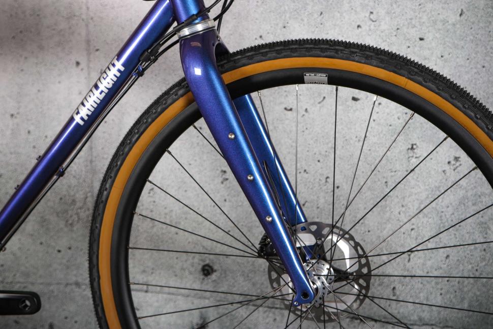 2023 Fairlight Secan 2.5 GRX - fork.jpg