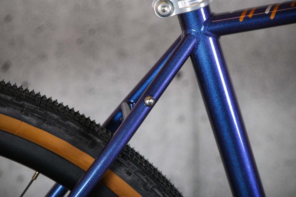 2023 Fairlight Secan 2.5 GRX - seat stay bosses.jpg