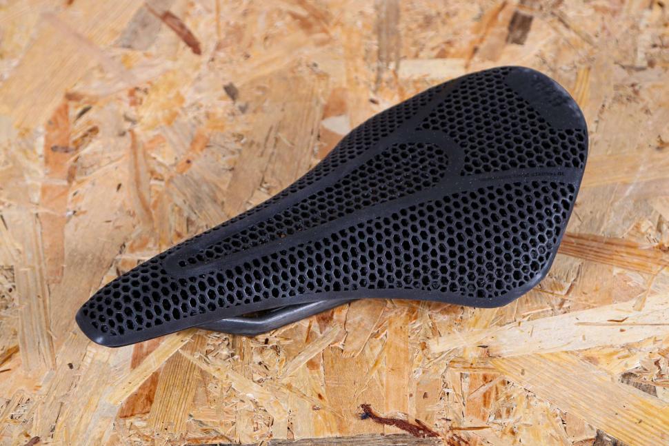 2023 Fizik Vento Argo 00 Adaptive - 1.jpg