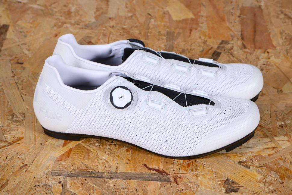 2023 FLR F-11 Knit shoes - side.jpg