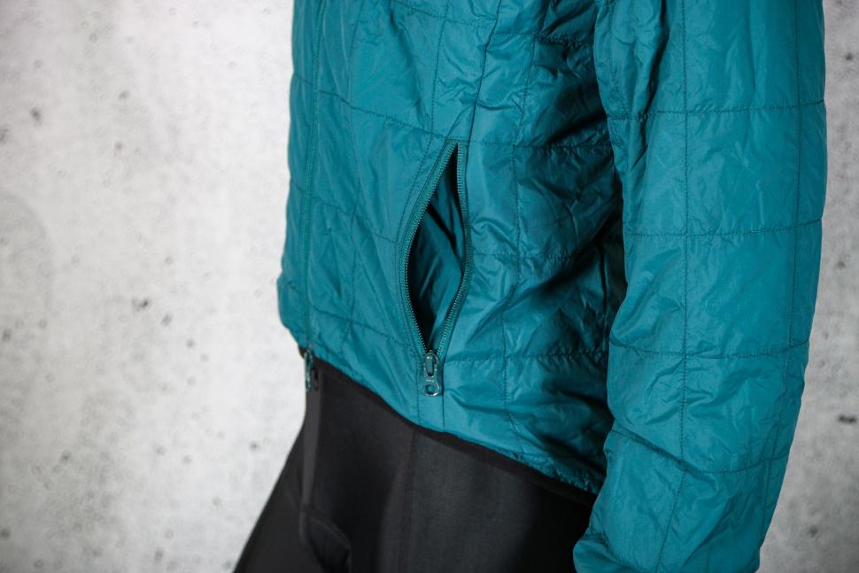 2023 Galibier Liberte Insulated Packable Jacket - pocket.jpg