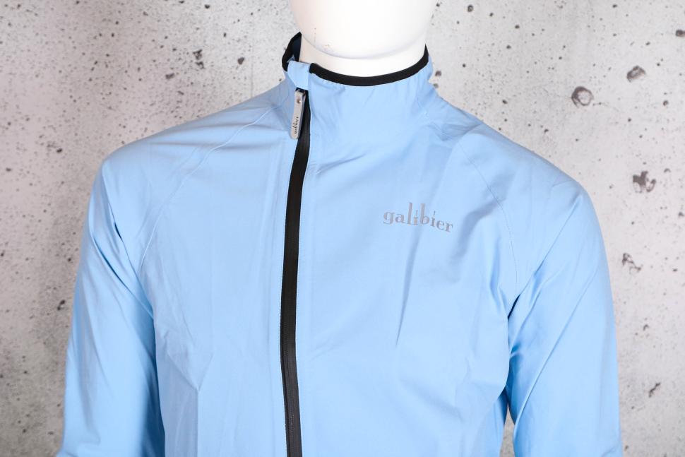 2023 Galibier Tourmalet 4 Jacket - chest.jpg