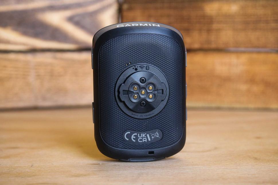 2023 Garmin Edge 540 Solar - unit back.jpg