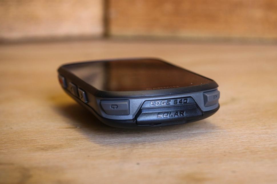 2023 Garmin Edge 540 Solar - unit base.jpg
