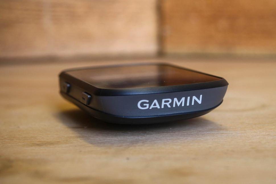2023 Garmin Edge 540 Solar - unit top.jpg