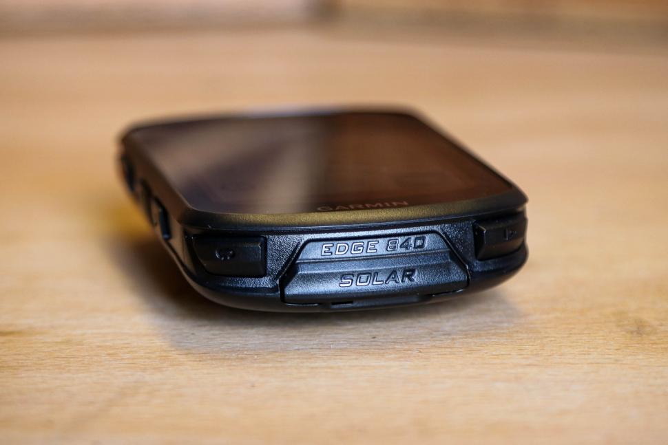 2023 Garmin Edge 840 Solar - unit base.jpg
