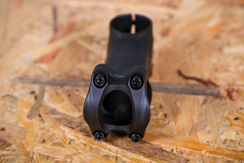 2023 Genetic STV Stem 90mm - 3.jpg