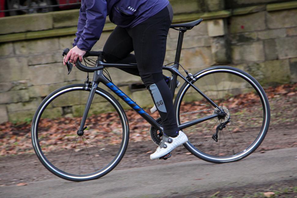 2023 Giant TCR Advanced 2 - riding 2.jpg