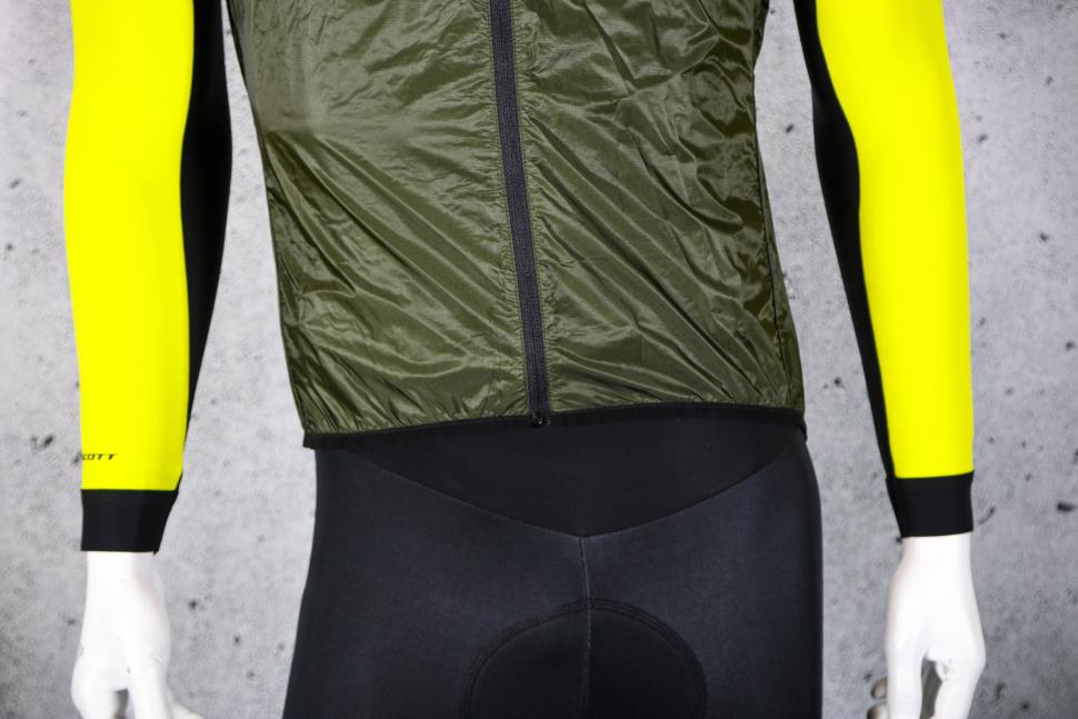 2023 GOREWEAR Ambient Vest Mens - hem.jpg