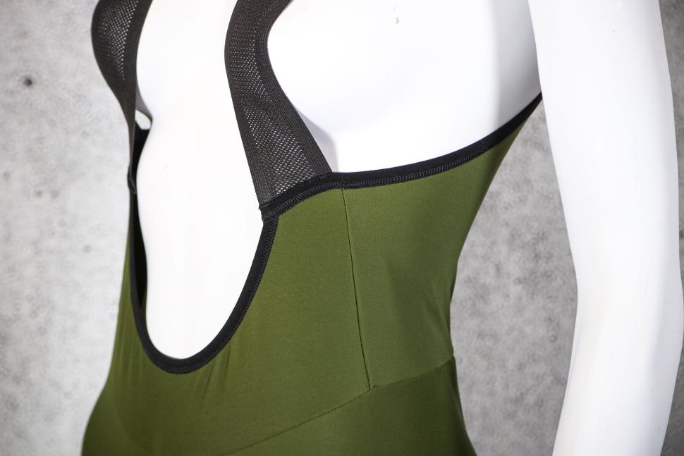 2023 GOREWEAR Progress Thermo Bib Tights+ Womens - straps side.jpg
