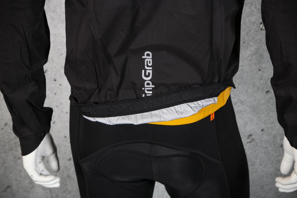 2023 GripGrab Lightweight Waterproof Jacket - gripper.jpg