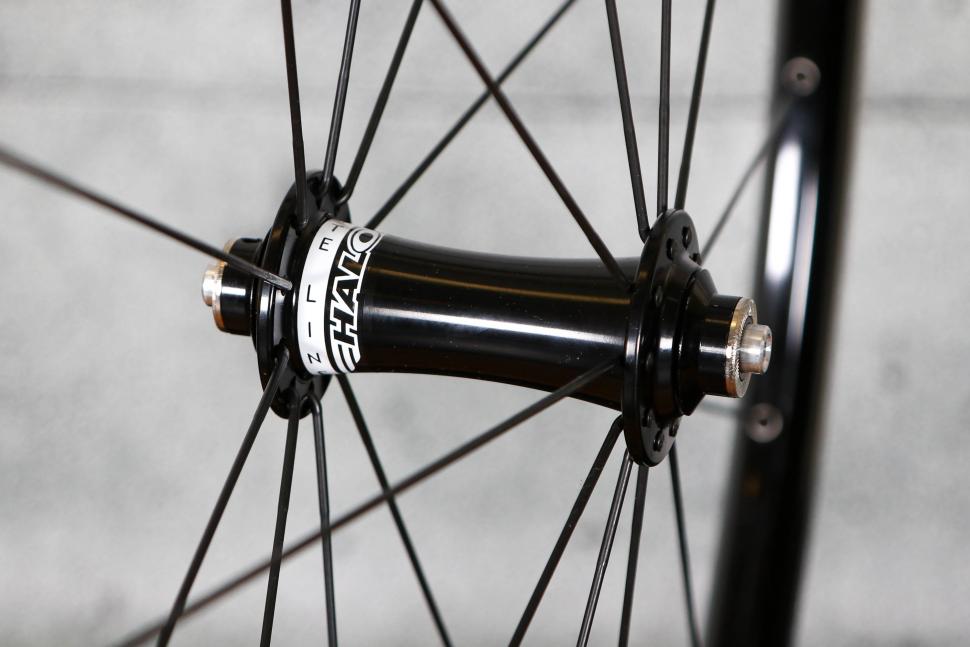 2023 Halo White Line 700c Wheels - front hub 2.jpg