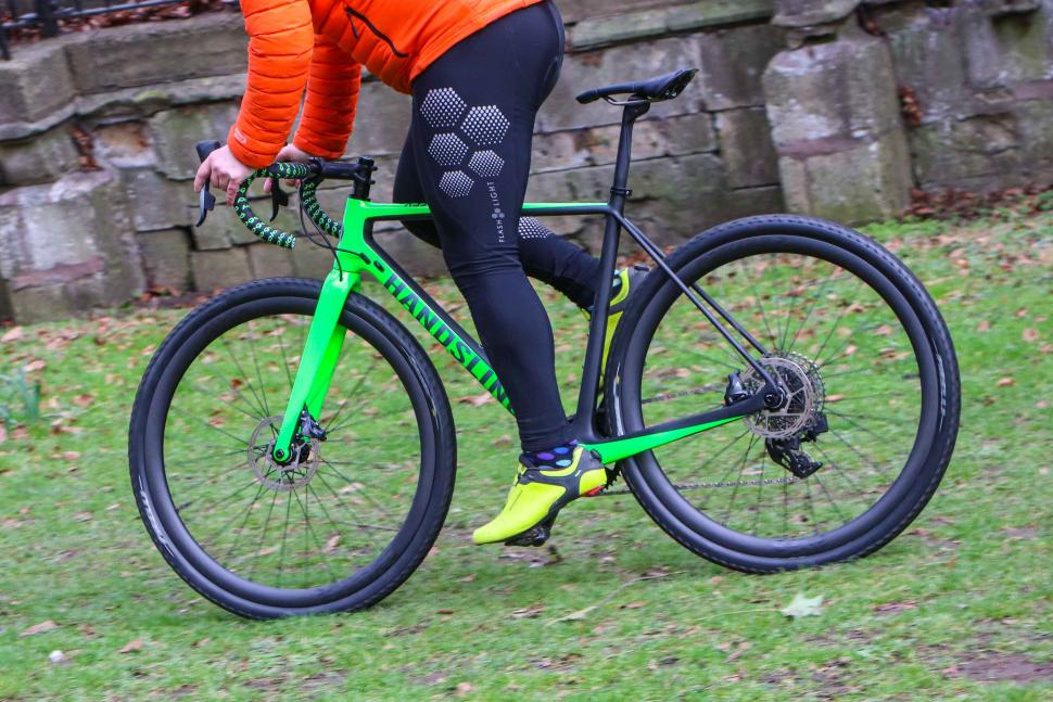 2023 Handsling CEXevo SRAM Force AXS - riding 2.jpg