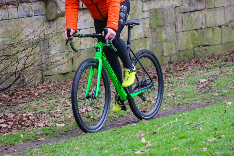 2023 Handsling CEXevo SRAM Force AXS - riding 4.jpg
