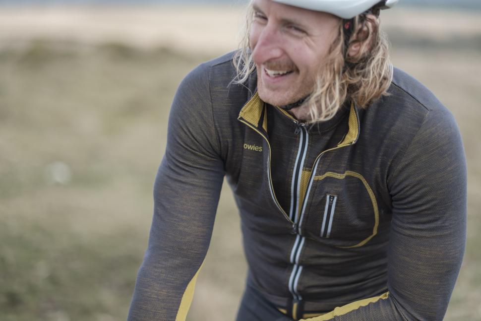 2023 Howies Bike Kit - 1