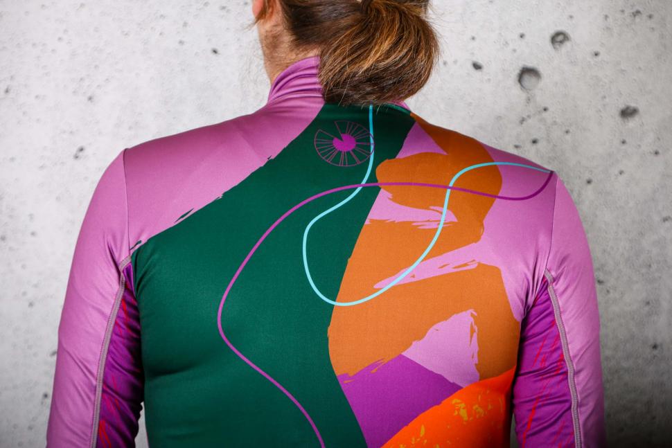 2023 Iris Amadinia Long Sleeve Jersey - shoulders.jpg