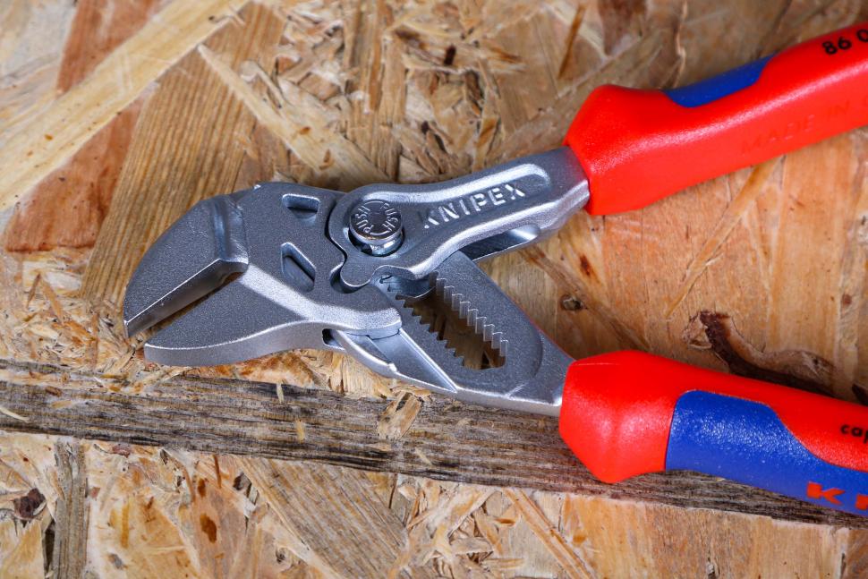 2023 KNIPEX Pliers Wrench M-Grips 150mm - 3.jpg