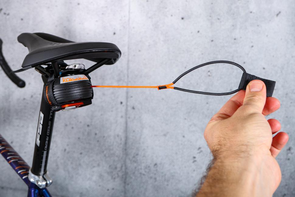 2023 Kommit Bike Towing System - 2.jpg