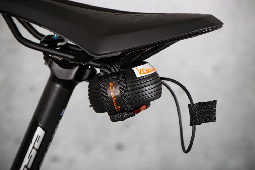 2023 Kommit Bike Towing System - side.jpg