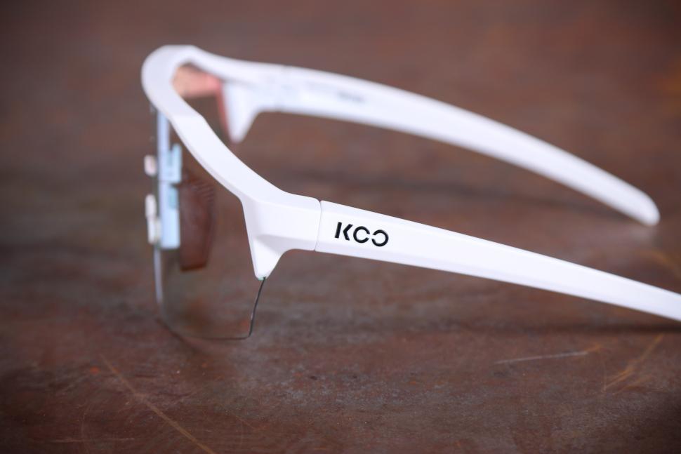 2023 Koo Eyewear Alibi sunglasses - logo