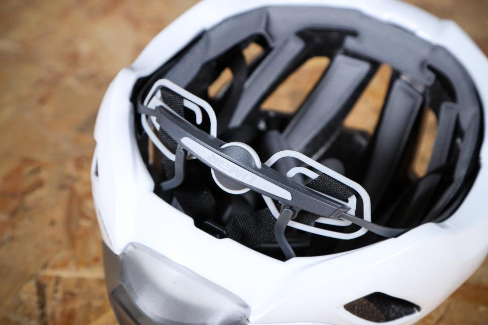2023 Limar Air Atlas helmet - tension system.jpg