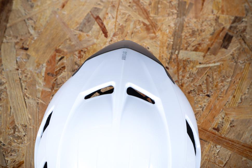 2023 Limar Air Atlas helmet - top vents.jpg