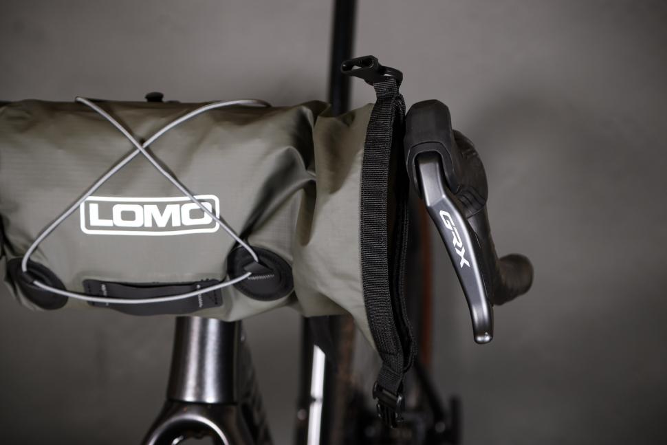 2023 Lomo 3L Bikepacking Handlebar Dry Bag - open end.jpg