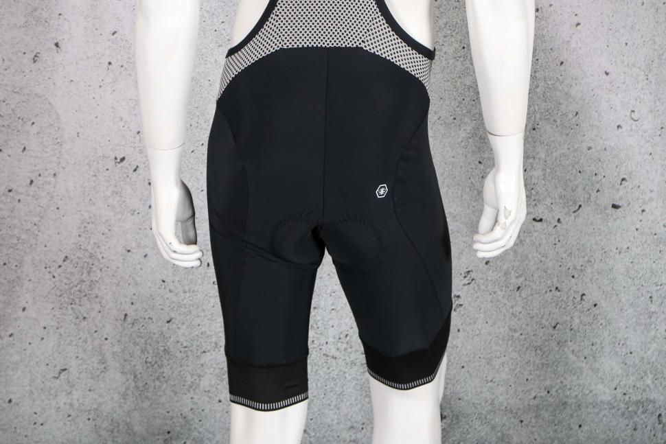 2023 Lusso Perform Carbon Bib Shorts - legs back.jpg