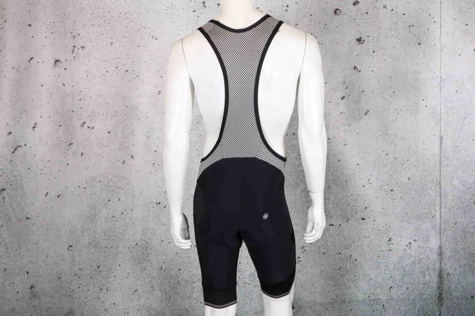2023 Lusso Perform Carbon Bib Shorts - rear.jpg