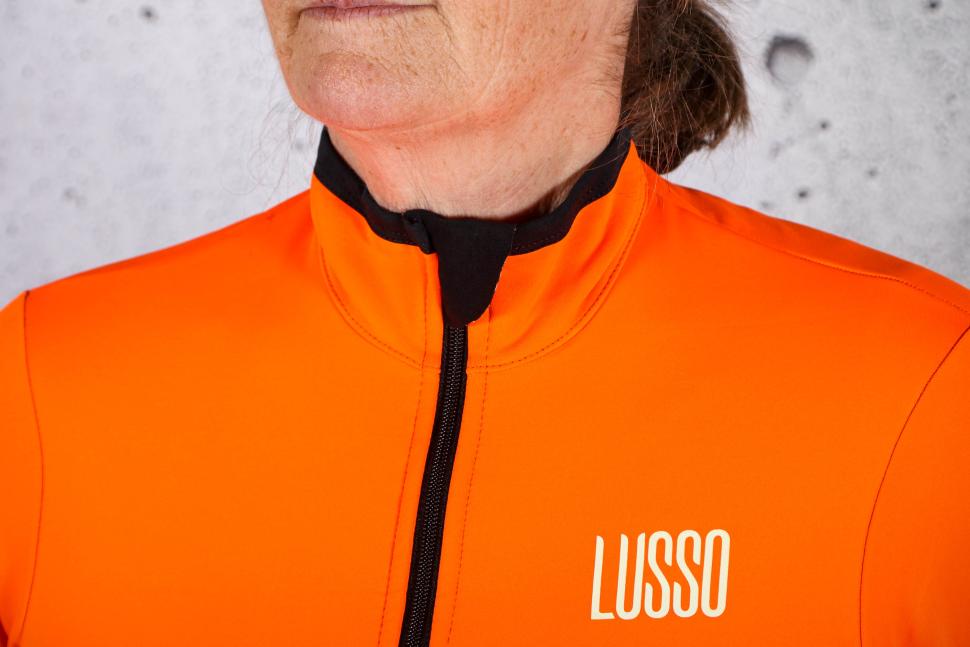 2023 Lusso Women's Perform Winter Jacket - collar.jpg