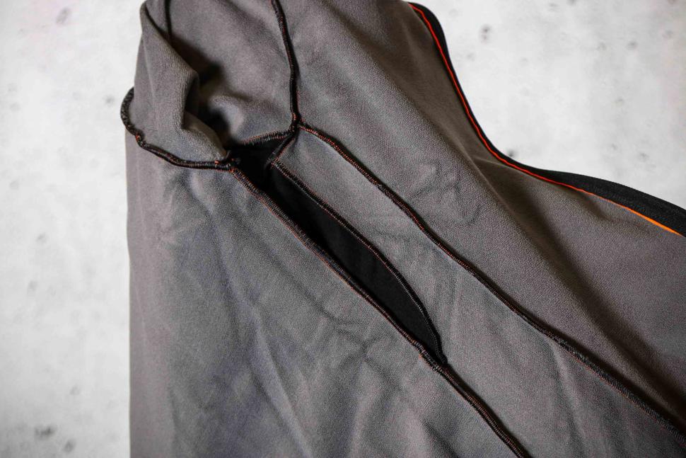 2023 Lusso Women's Perform Winter Jacket - inside.jpg