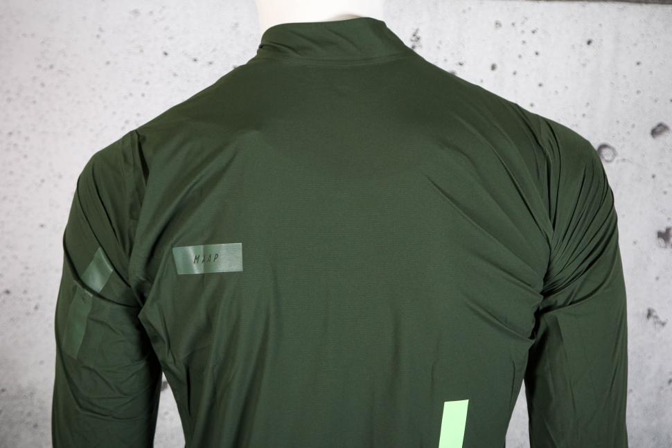 2023 MAAP Atmos Jacket - shoulders.jpg