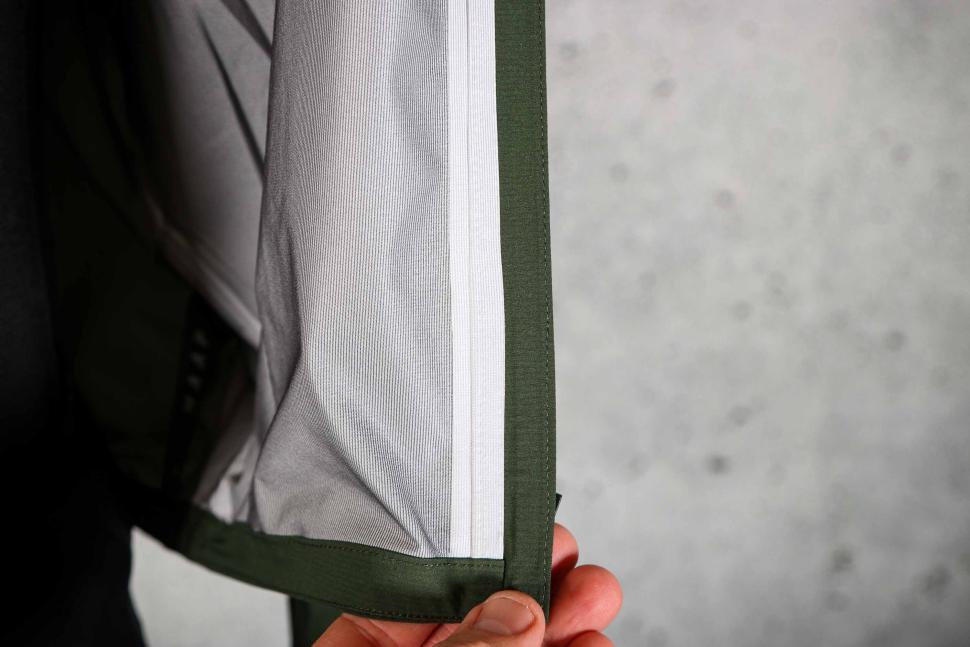 2023 MAAP Atmos Jacket - taped seams 2.jpg