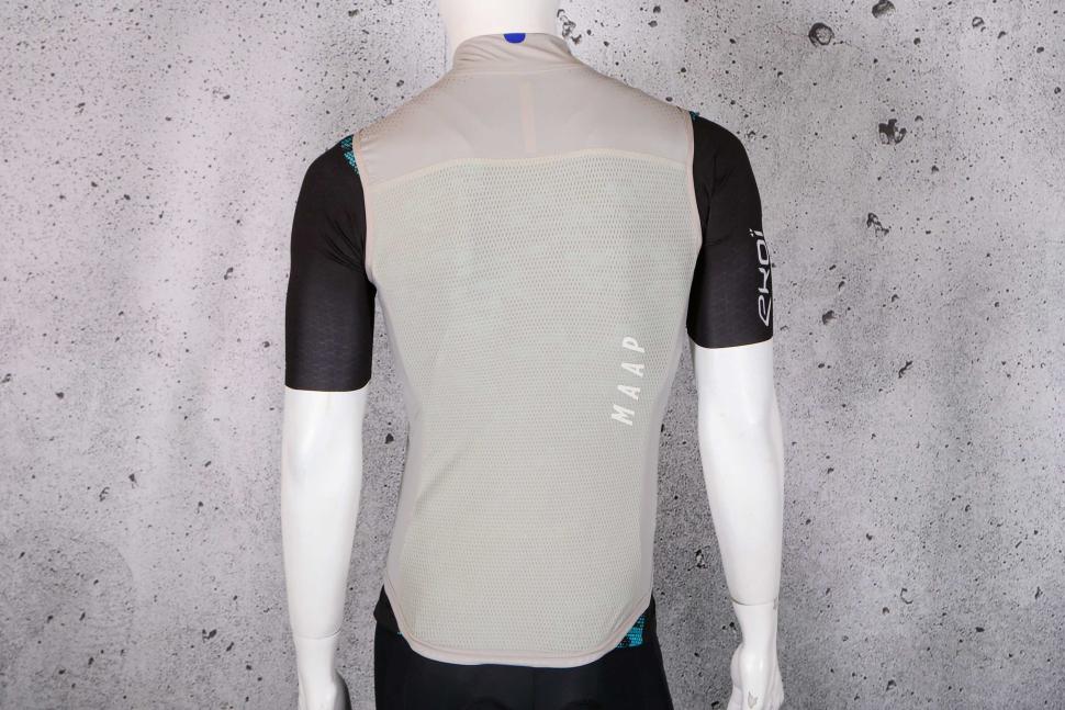 2023 MAAP Draft Team Vest - back.jpg