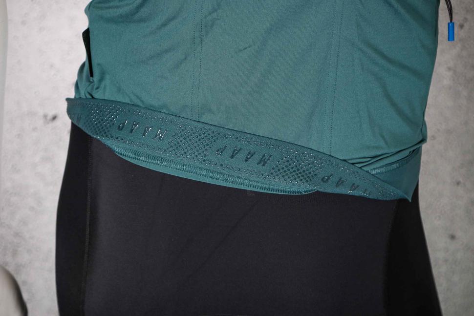 2023 MAAP Training Jersey - gripper.jpg
