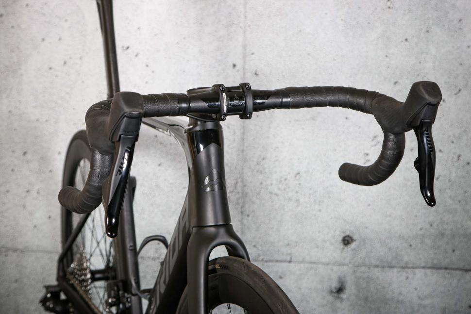 2023 Merida Reacto 7000 - bars 1.jpg