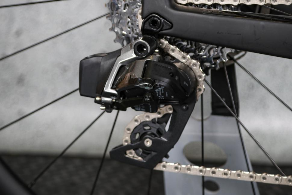2023 Merida Reacto 7000 - rear hub.jpg