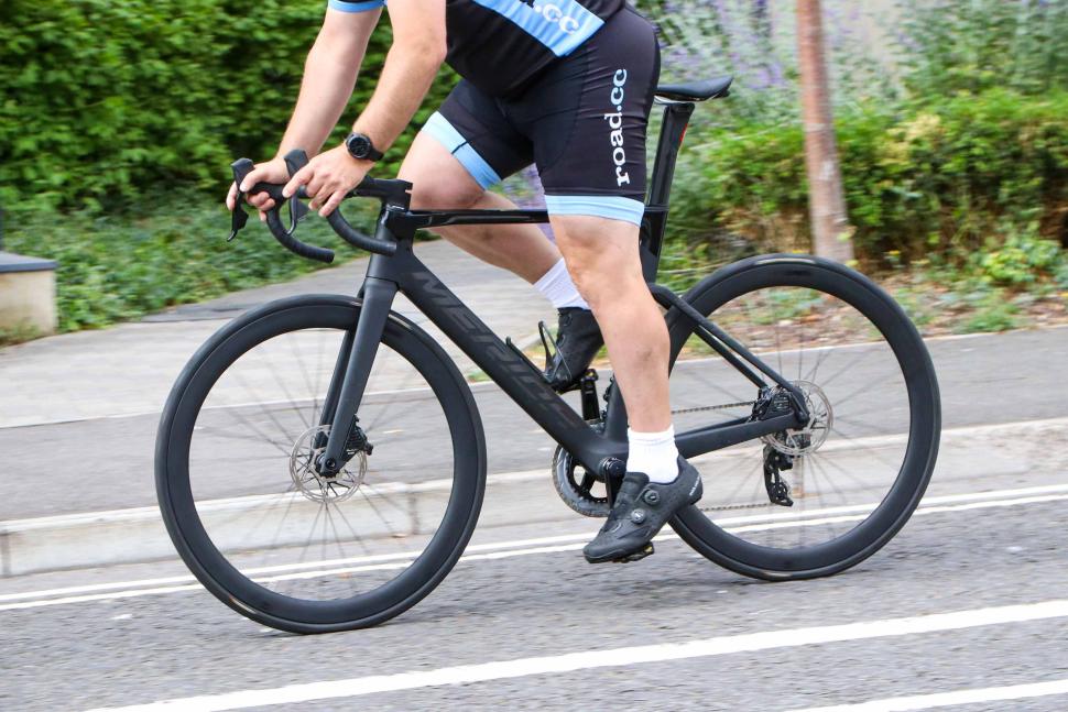 2023 Merida Reacto 7000 - riding 4.jpg